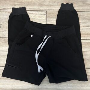 Black small figs Zamora joggers